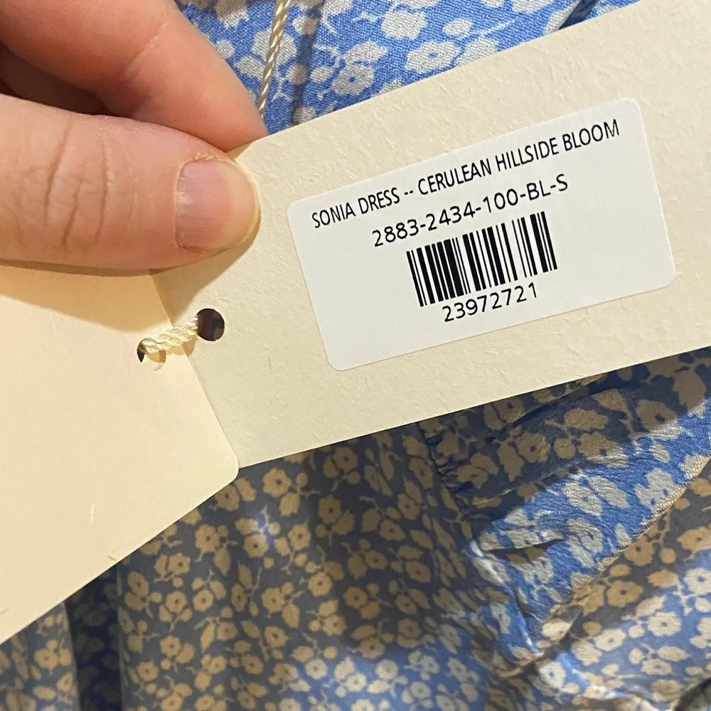 Doen Sonia Dress: small: NWT: Light Blue Floral Slip Dress with V-Neck - Picture 3 of 3